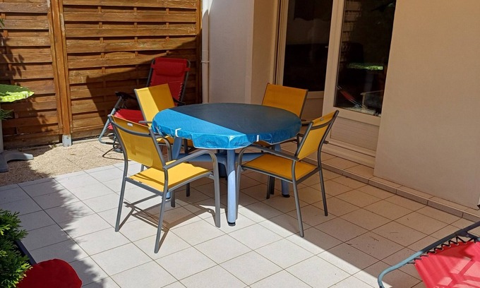 Damgan House | Vacation home DAMGAN, 200m from beach and fishing, quiet, high-speed WIFI.