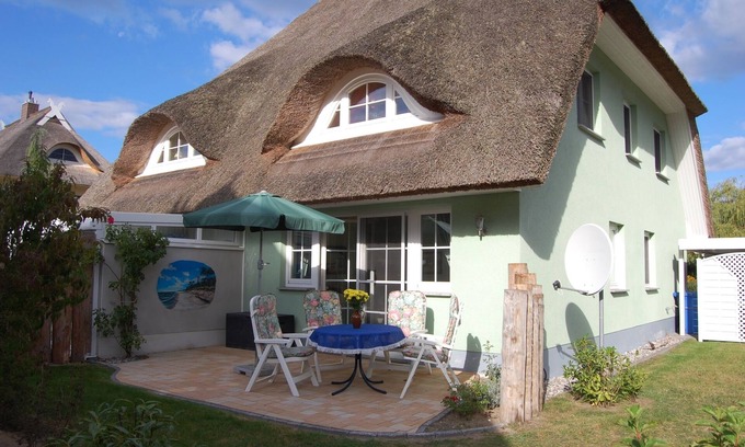 Born auf dem Darss House | Vacation home "Boddenhus" - semi-detached house approx. 70 m² living space for 2-5 persons