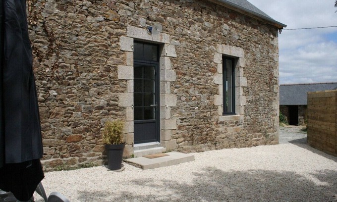 Lanvallay House | Vacation home dinan