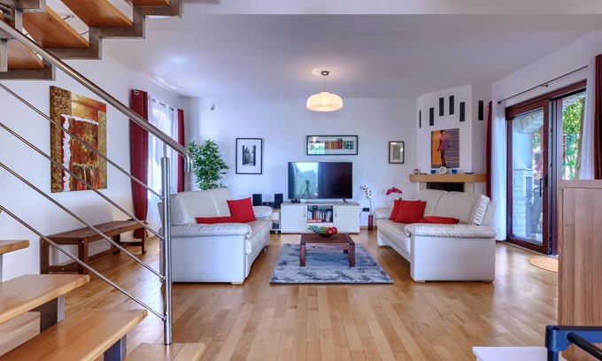 Tar House | Vacation home Dlan by Interhome
