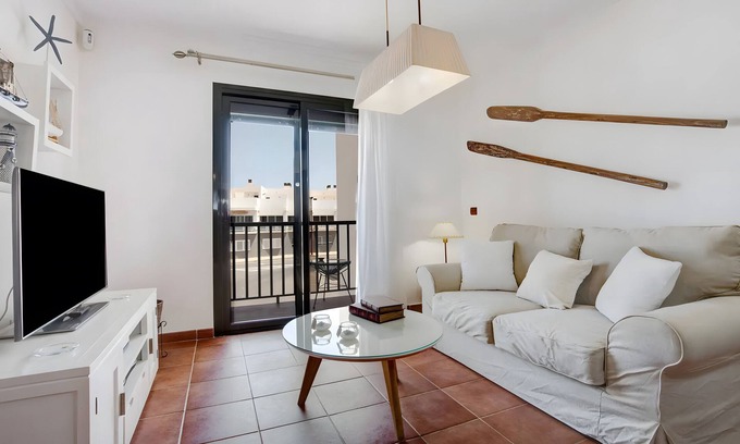 Puerto del Rosario House | Vacation Home 'Ferry' with Sea View, Private Terrace and Wi-Fi
