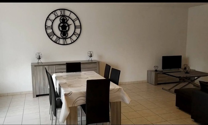 Le Vivier-sur-Mer House | Vacation home between saint malo and mont saint Michel