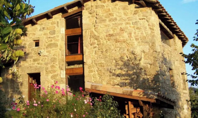 Gluiras House | Vacation Home "Gîte De Chapelèche Châtaigniers 7 P" with Private Terrace & Wi-Fi