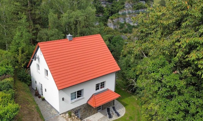 Pottenstein House | Vacation home Glücksgriff in Pottenstein for 10 (+ 1p.)