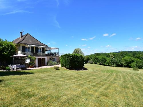 Chaumard House | Vacation Home in France with Pool