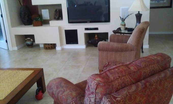 Surprise House | Vacation home in Surprise, AZ a 45 and over community with 4 golf courses.
