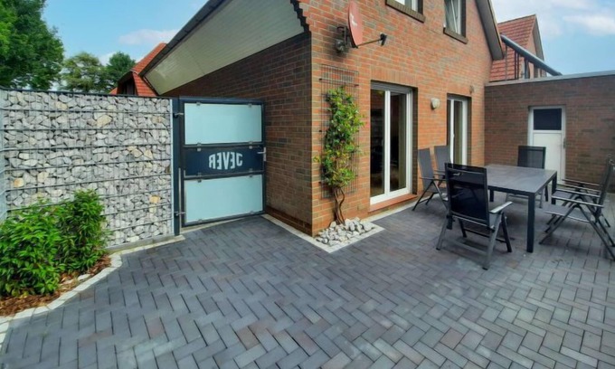 Jever House | Vacation home Krämer in Jever - 6 persons, 3 bedrooms