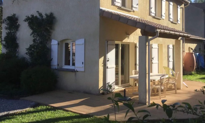 Die House | Vacation Home "Le Second Souffle" with Mountain View, 2 Private Terraces & Wi-Fi