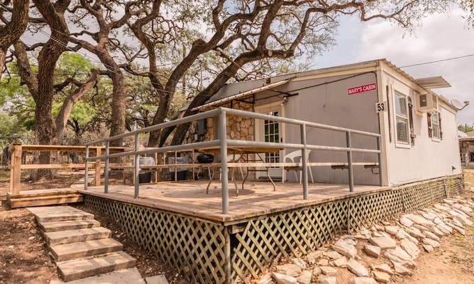 Sabinal House | Vacation Home Located on the Frio River