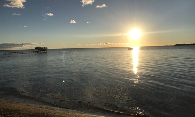 Innisfil House | Vacation Home on Simcoe lake