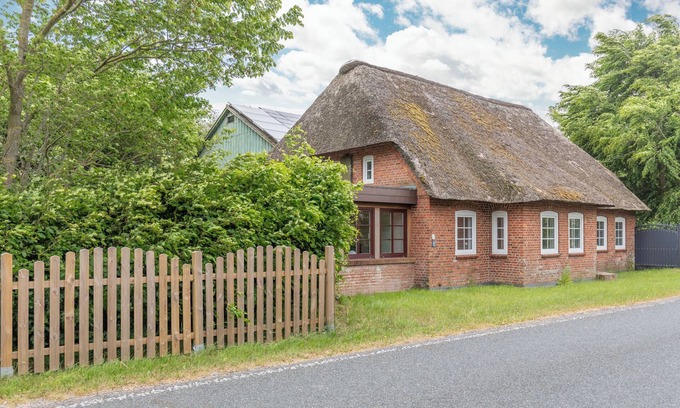Bosbull House | Vacation home "Reethus Nordwest" in Bosbüll for up to 4 people