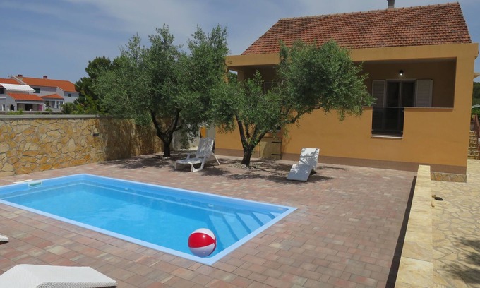 Biograd na Moru House | Vacation home Tina by Interhome