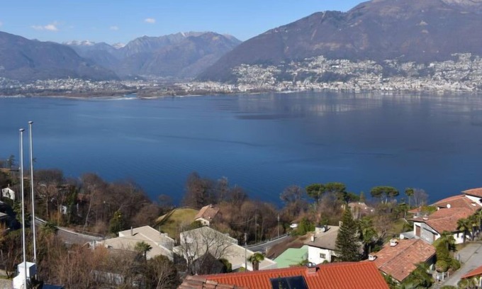 Vira House | Vacation home Tessinerhaus Casa Fiore in Vira - 8 persons, 4 bedrooms