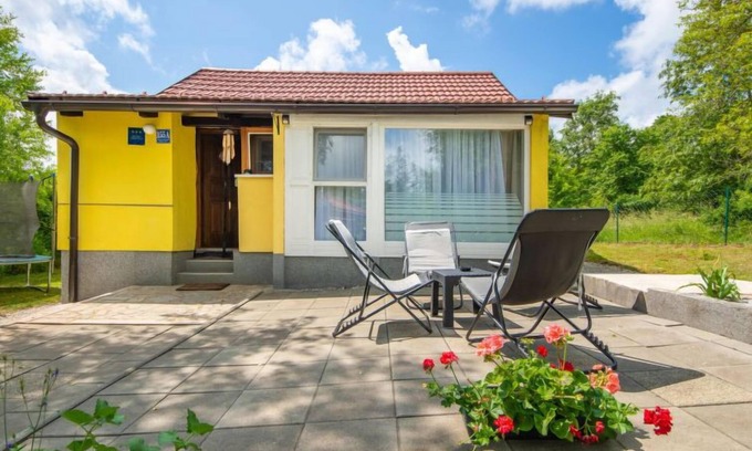 Tounj House | Vacation home Tina by Interhome
