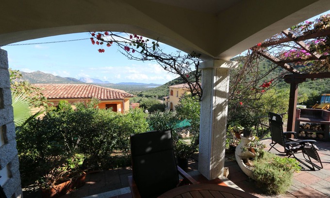 Lu Lioni House | Vacation home with water bed, in a panoramic location on the isle Tavolara
