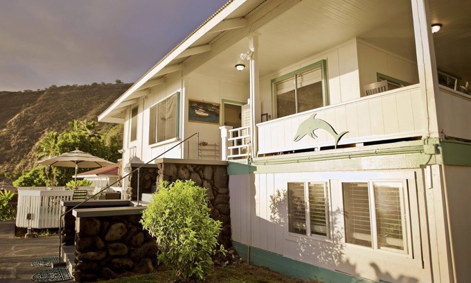 Honaunau-Napoopoo House | Vacation in Kona 3 nt min!- Hale Lawai'a! 3 Bed/2 B in Captain Cook!