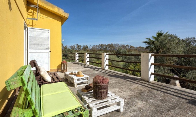 Alghero Villa | Vacation Rental 'Country Alguerhouse' with Large Open Terraces & Balcony