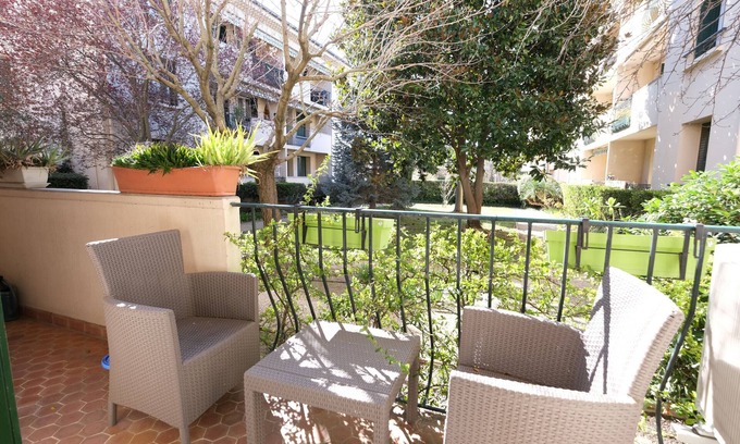 Sud Apartment | Vacation rental apartment Aix en Pce LS7-453
