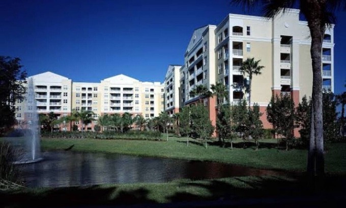 Weston Condo | Vacation Village at Weston