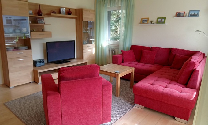 Hahnenklee Apartment | Vacation with dog in the Harz Mountains, underground parking, guest WC, balcony, 50m to the forest