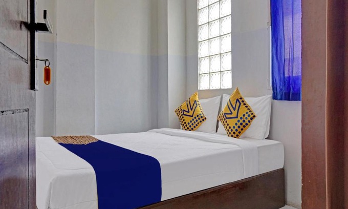 Jakarta Hotel | Vaccinated Staff - OYO 4001 Kalideres Residence Syariah