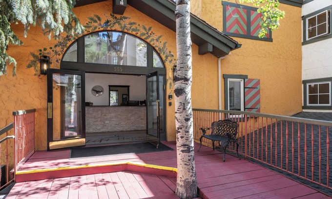 Vail Condo | Vail Mtn Views, 100m to Gondola | LH Studio
