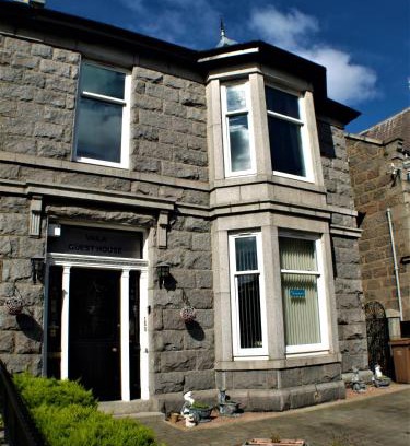 Central Aberdeen House | Vaila Guest House