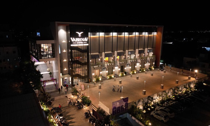 Latur Hotel | Vaishnav Hotel