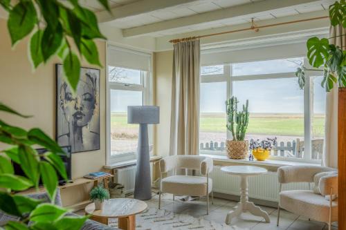 Holwerd House | Vakantiehuisje Smoek Holwerd, aan de Waddenzee