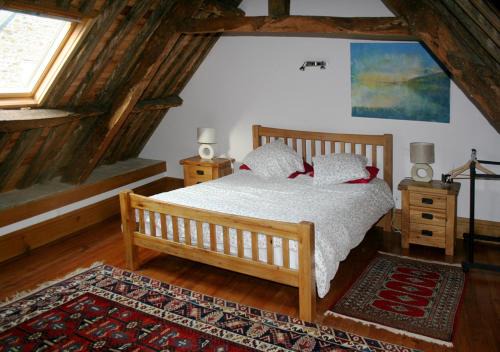 Lehon House | Val Rive - Rose Cottage