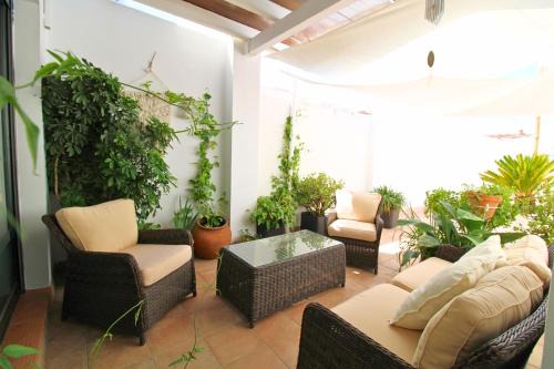 Aracena House | Valdehelechoso Vistas al Castillo by SIERRA VIVA