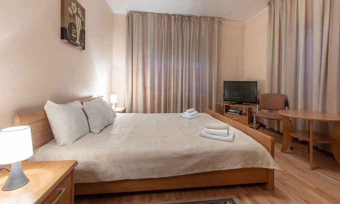 Jurmala Bed & Breakfast | Valensija - Apartment, 2 Adults and 2 Children