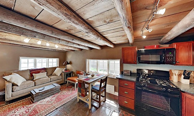 Taos House | Valerio Charms Unit 3