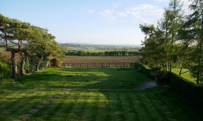 Hardwick Bed & Breakfast | ValeView