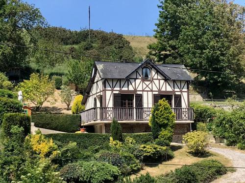 Saint-Leonard House | Valleuse