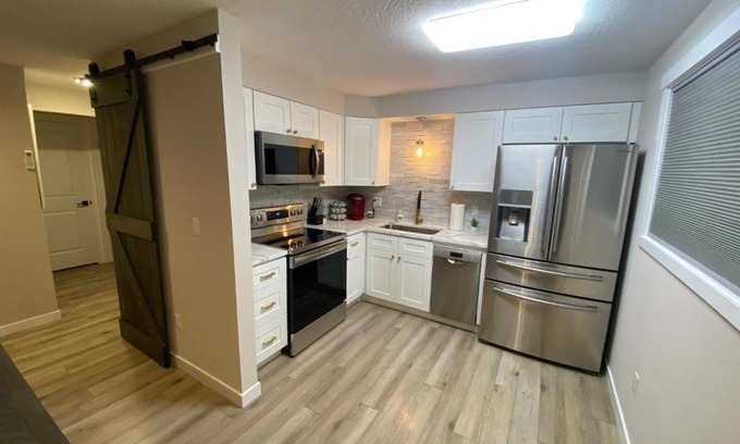 Spokane Valley Apartment | Valley Escape in Quiet Area Neighborhood