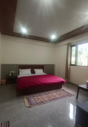 Gobind Dham Hotel | Valley Retreat