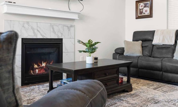 Spokane Valley House | Valley's Hottest Stay | Grill, Chill, Repeat