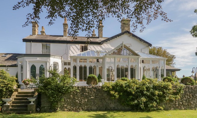 Dalton-in-Furness House | VALLEY VIEW, pet friendly, with hot tub in Dalton-In-Furness