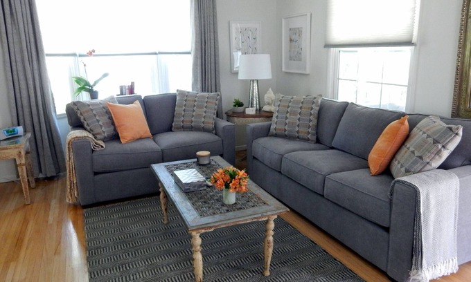 Valley Village Apartment | Valley Village romantic retreat close to Universal Studios & Studio City