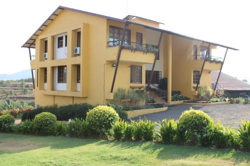 Igatpuri Hotel | Vallonne Vineyards