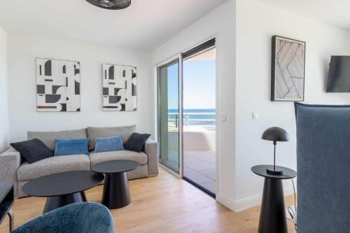Valras-Plage Apartment | Valras-Loc Privatisez le 9e etage de lArchipel