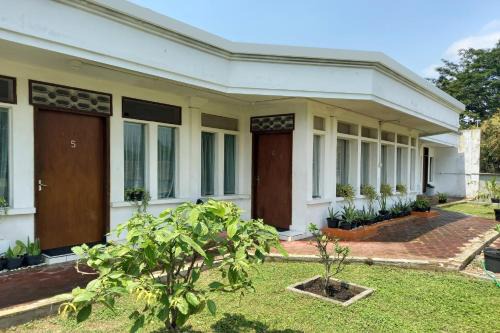 Sidomulyo House | Vanda Villa Batu