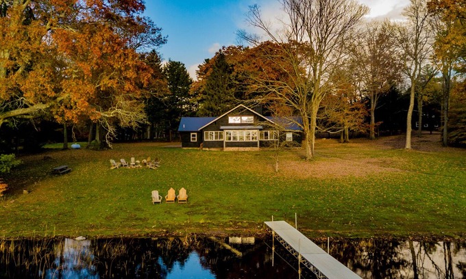 Cleveland House | Vanderkamp NY – Frank Soule Lodge 7 Bedroom Vintage Lakeview Lodge on 850 Acres