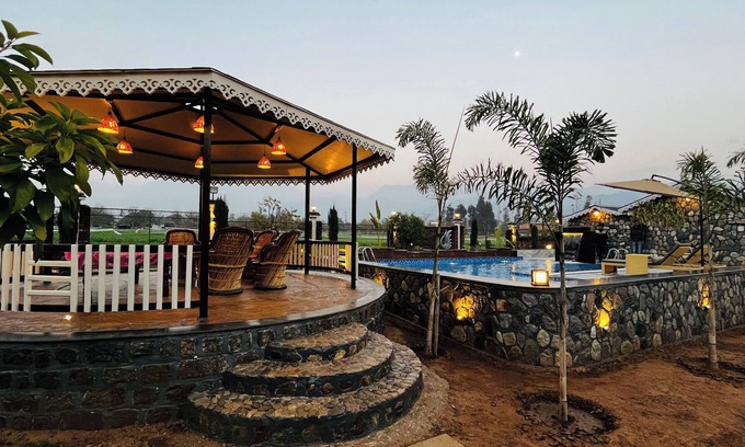 Bail Parao Hotel | Vanhills-Luxury Home Stay in Jim Corbett
