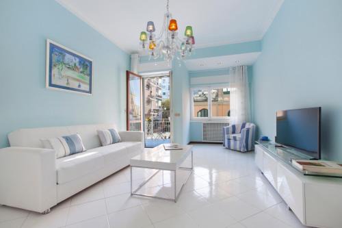 Sorrento City Centre Apartment | Vanna Home