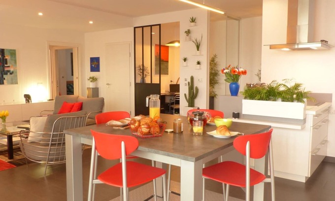 Vannes Apartment | Vannes, 4-star luxury flat with car park