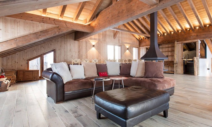 Champagny-en-Vanoise House | Vanoise Chalet in Prime Location