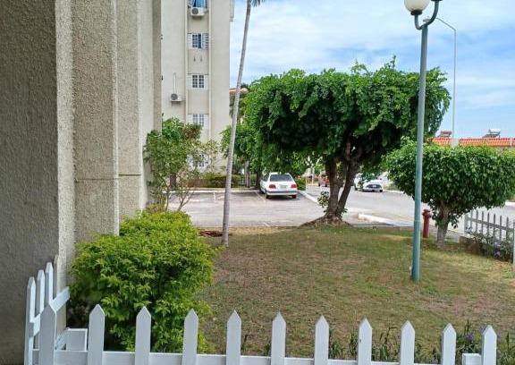 Constant Spring Apartment | Vantage Place
