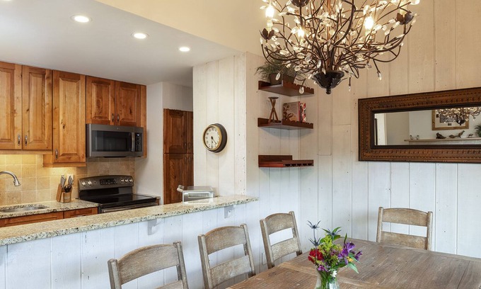 Vail Condo | Vantage Point 504 - 2 Bedroom Platinum